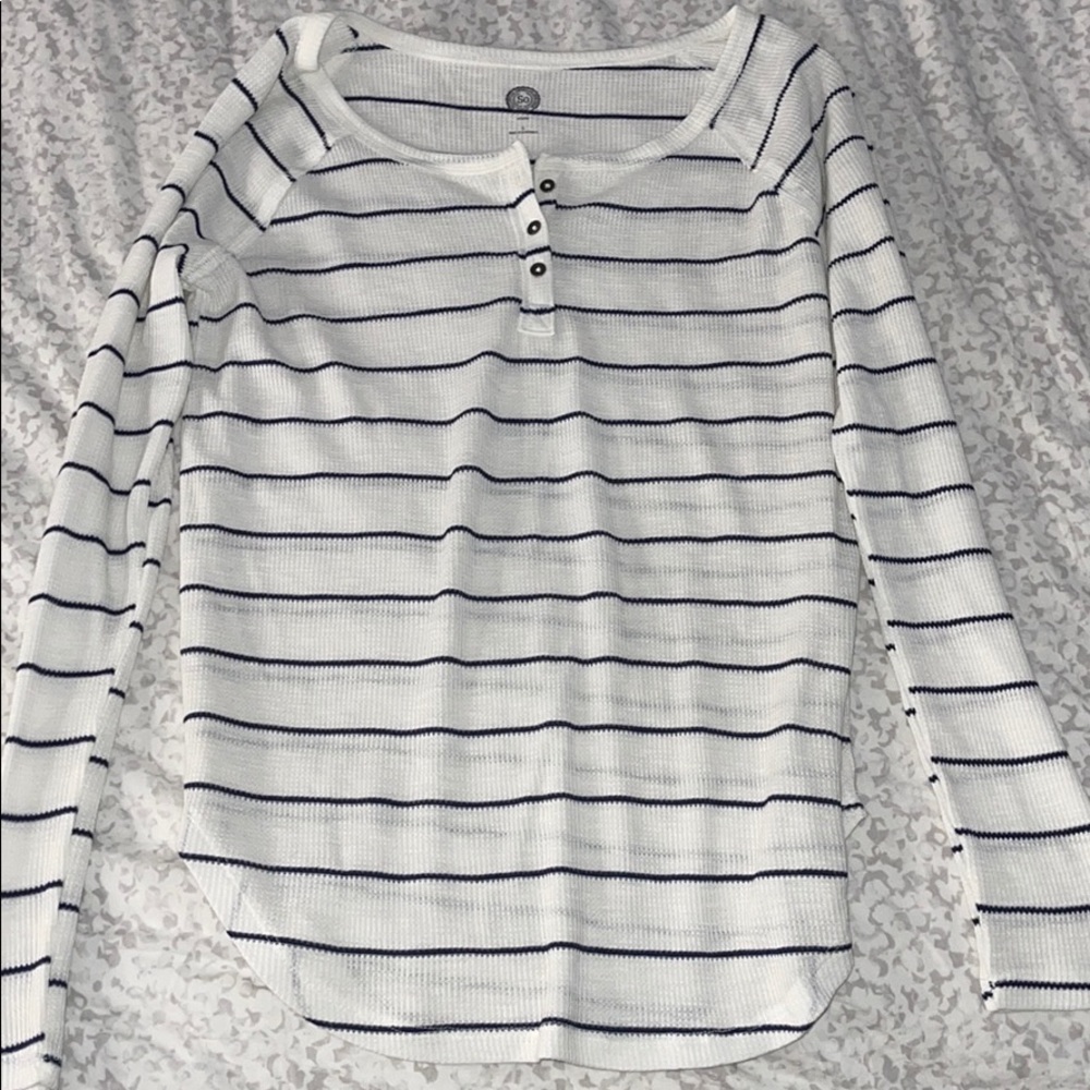 White & blue striped long sleeve